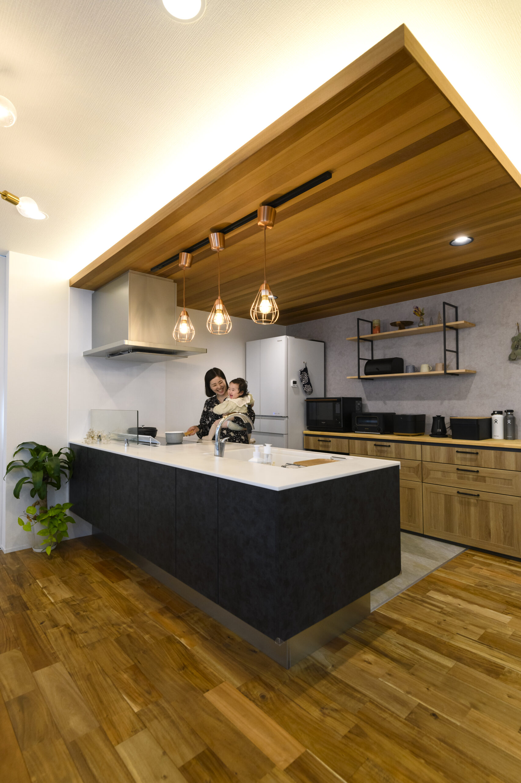 趣味と生活を両立したこだわり詰まったガレージハウス