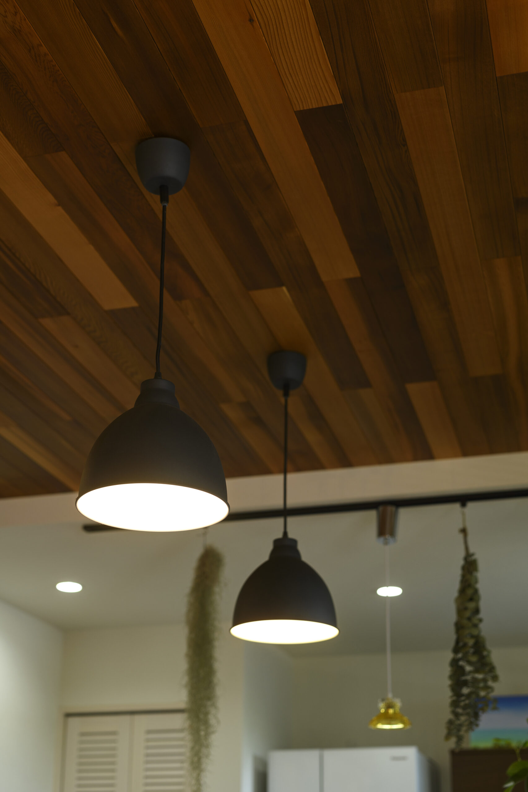 木材の温もりを感じるカリフォルニアスタイルの家