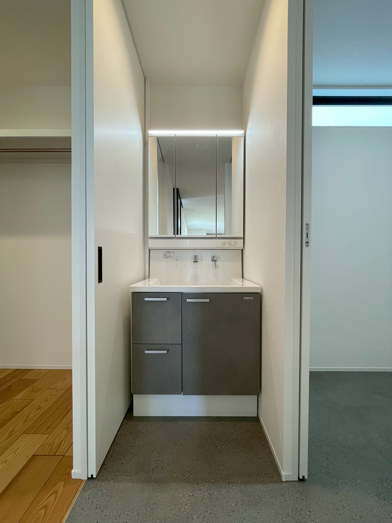 南区元三町1丁目新築戸建て