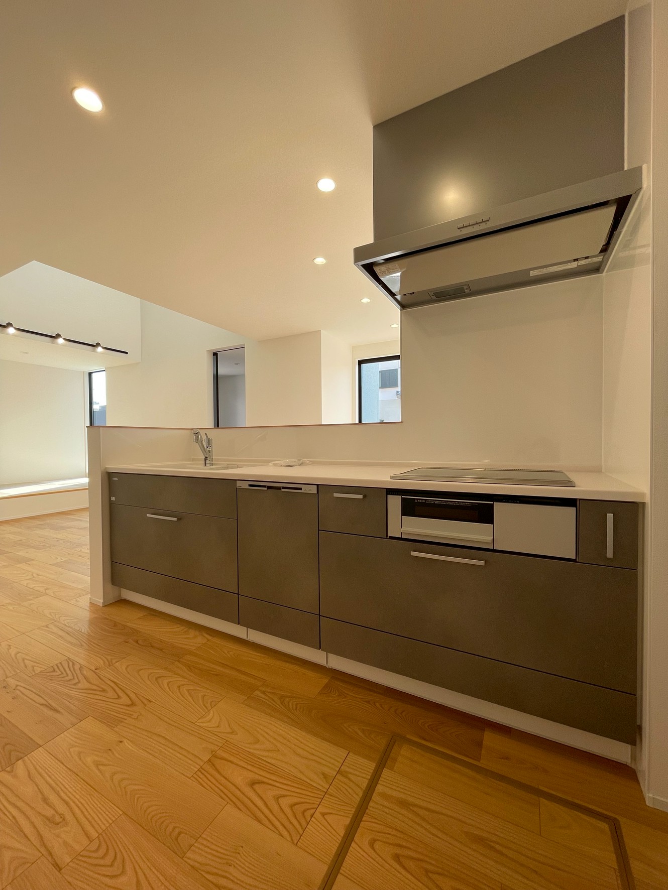 西区城山半田3丁目新築戸建て