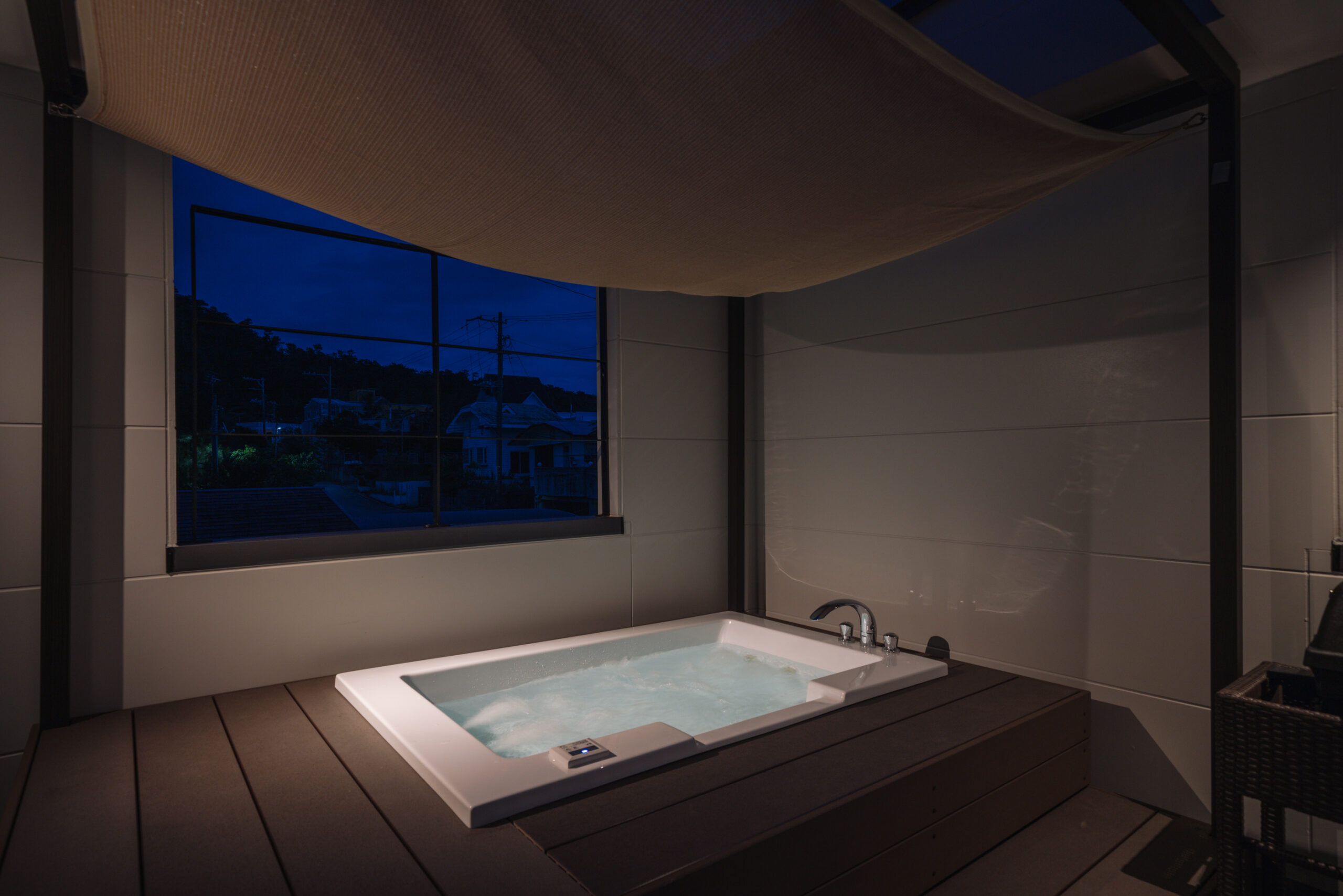 極上の休暇♩さわやかな風を感じる開放的なプライべートテラスのあるヴィラ