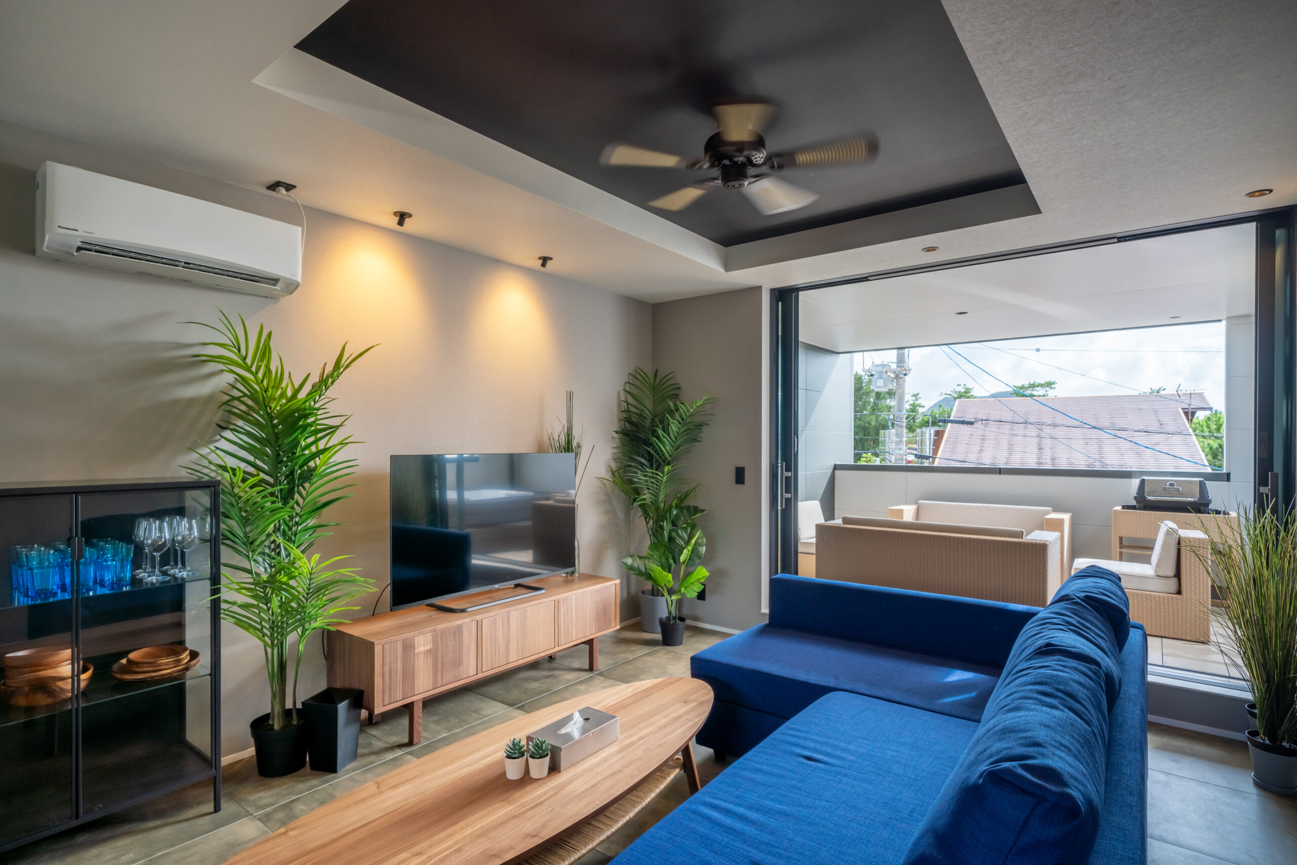 ハワイアン風プライベートヴィラ♩おしゃれなテラスで海外ドラマのような休日