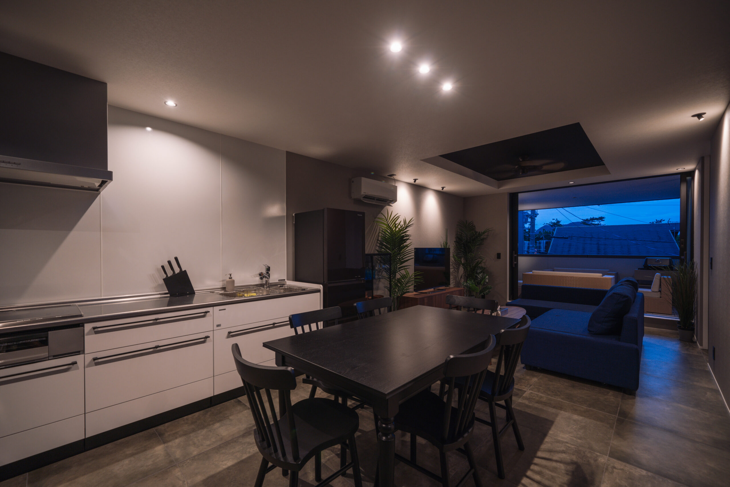 ハワイアン風プライベートヴィラ♩おしゃれなテラスで海外ドラマのような休日