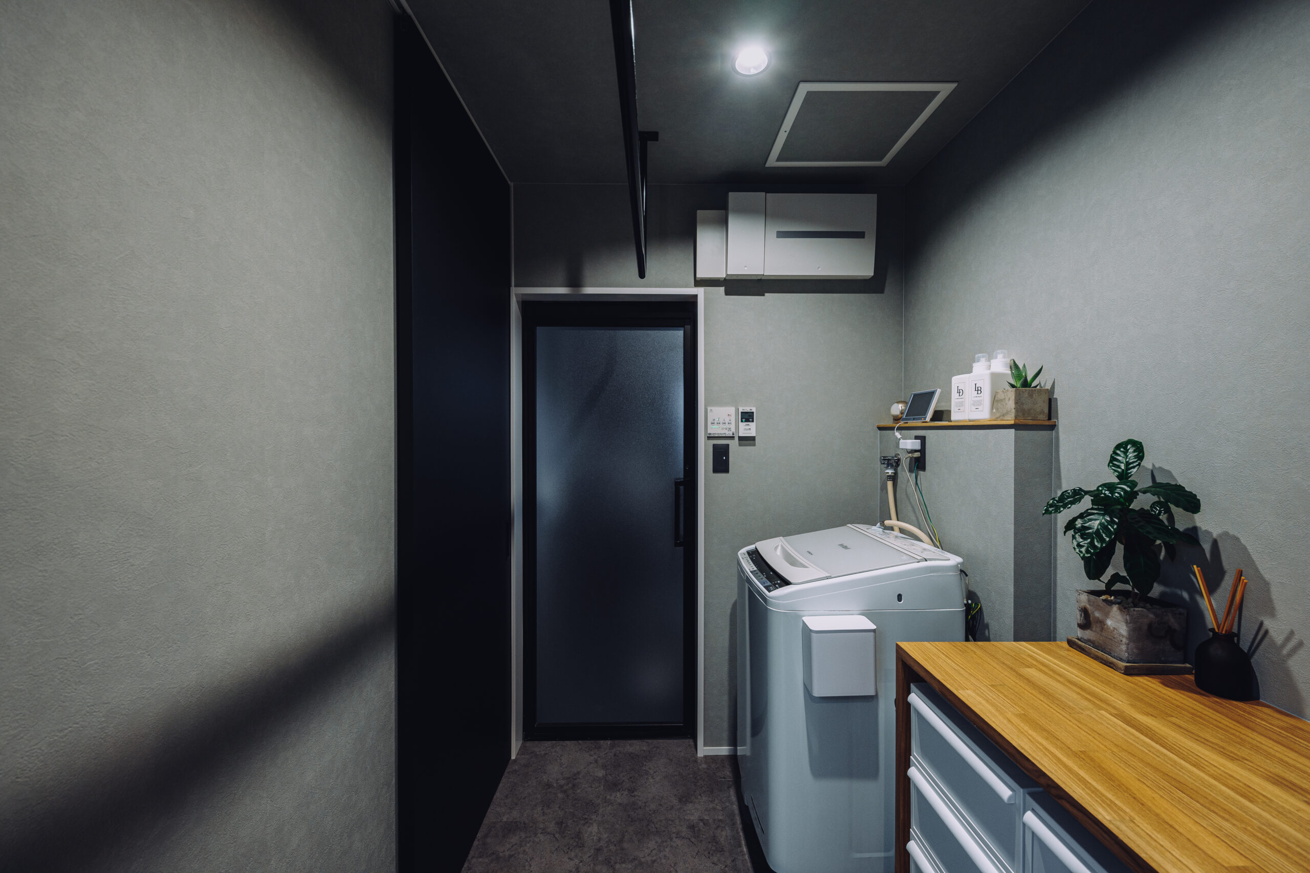 魅せるこだわり、見せない暮らし中庭のある平屋