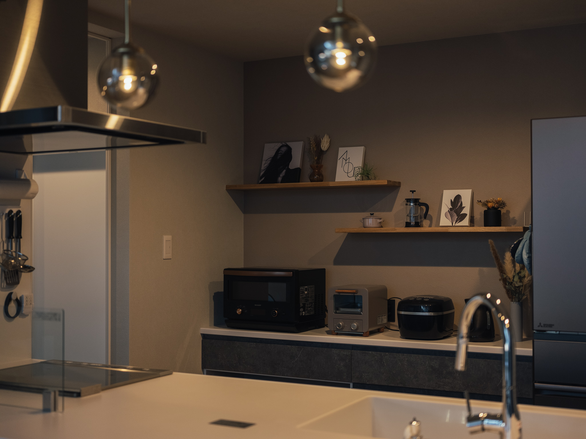 家具・収納・外構、全てが繋がる美しい中庭のある平屋