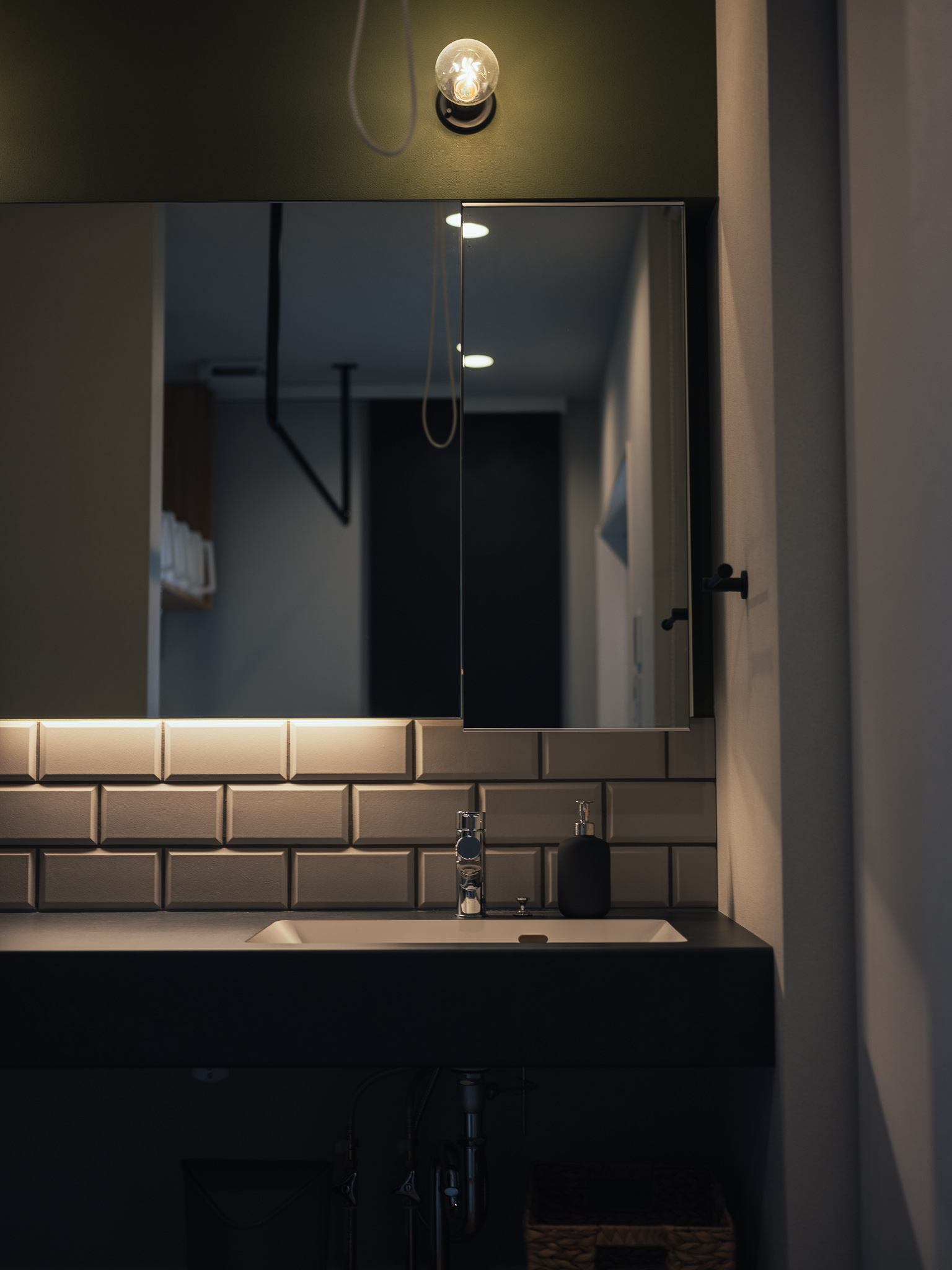 家具・収納・外構、全てが繋がる美しい中庭のある平屋