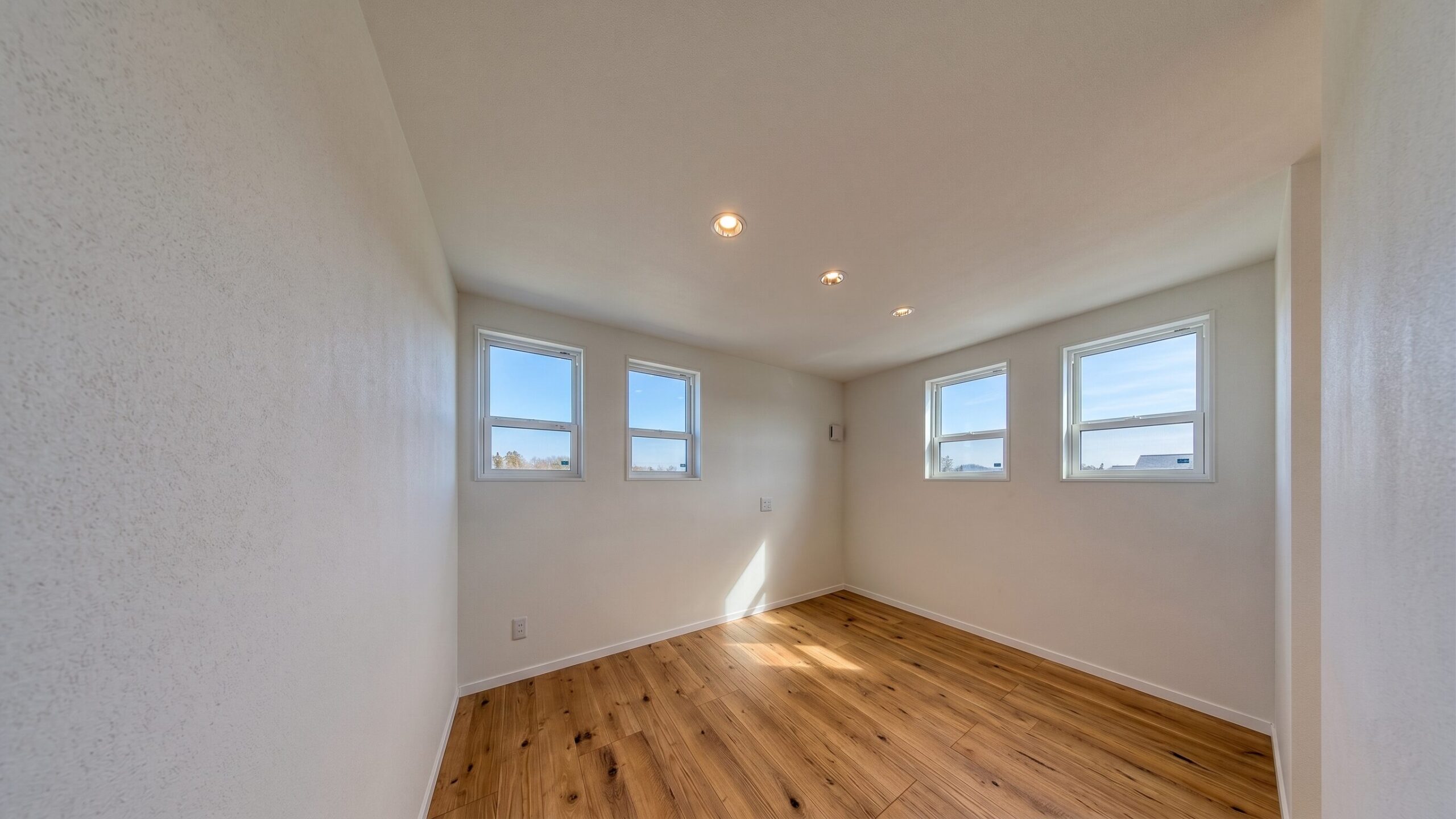 光と風が通り抜ける「カリフォルニア」の家