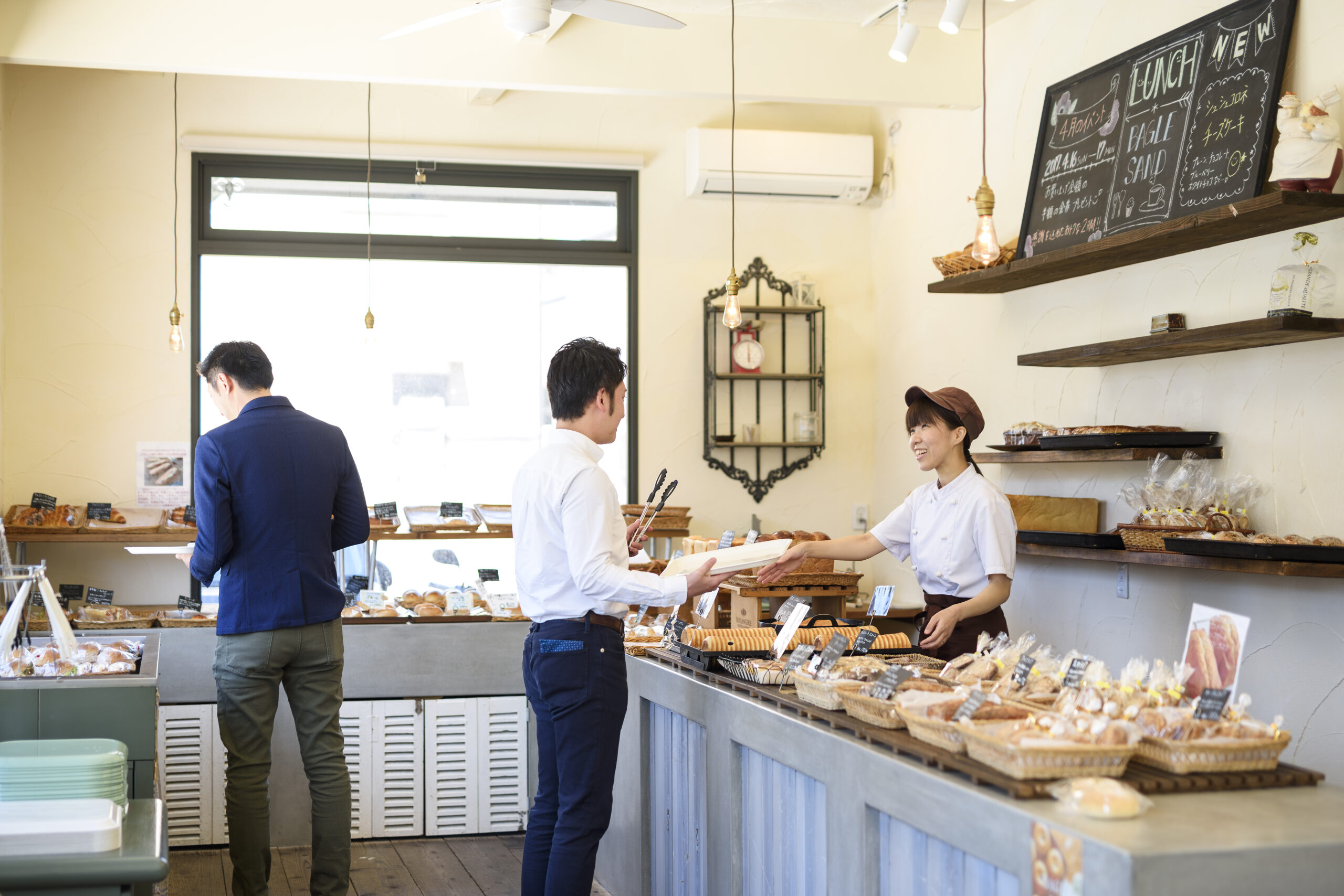 フランスアンティークを活かしたお店～シュシュコロネ～