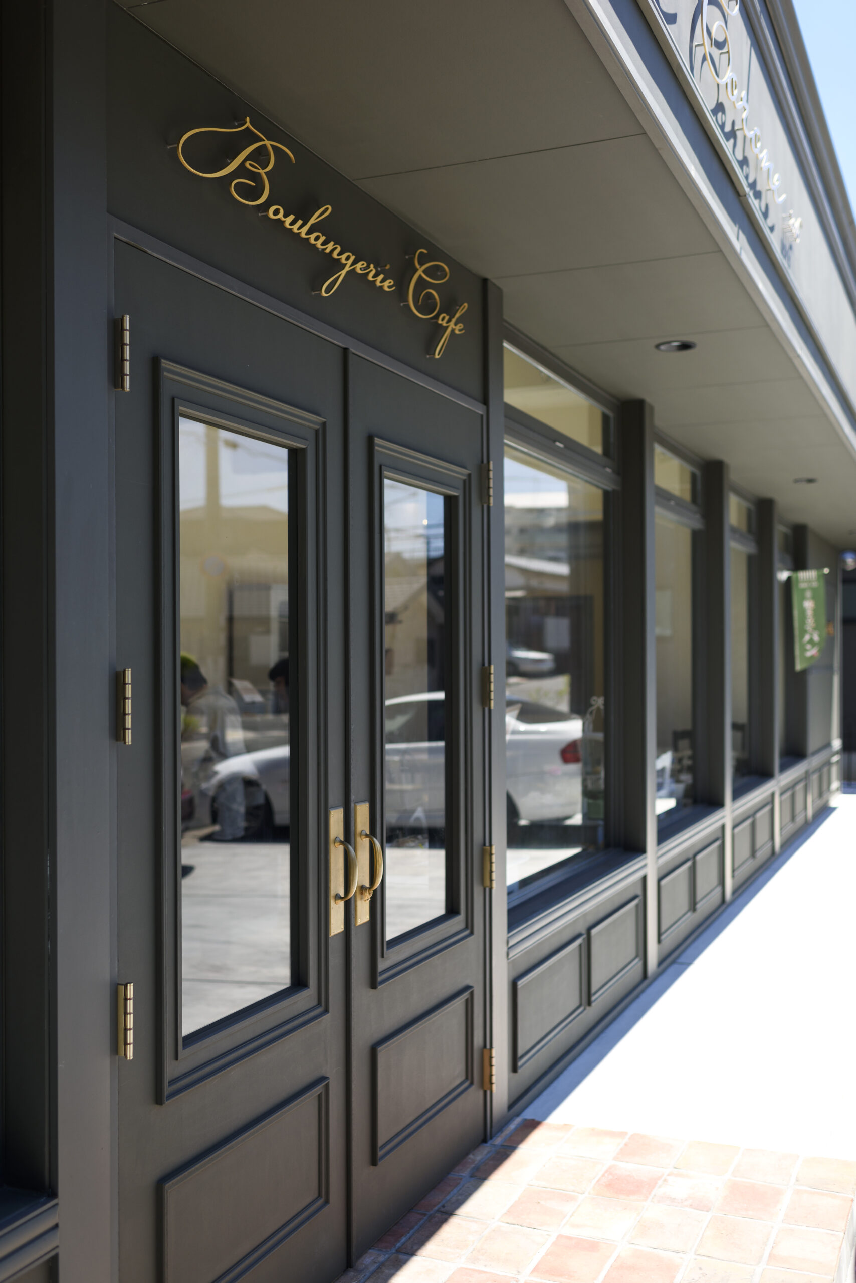 フランスアンティークを活かしたお店～シュシュコロネ～