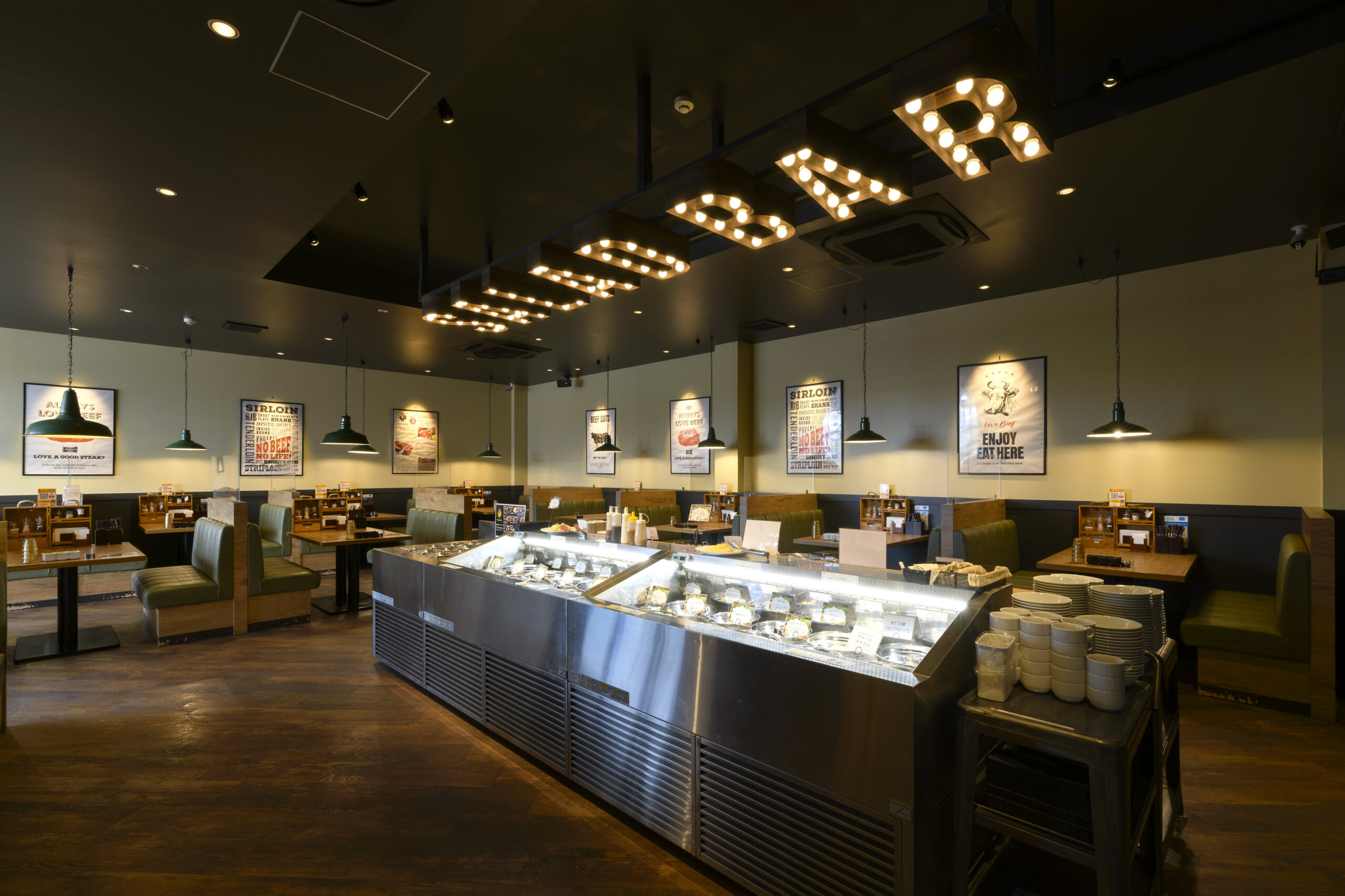 ジューシーなお肉の香り広がるステーキマニア