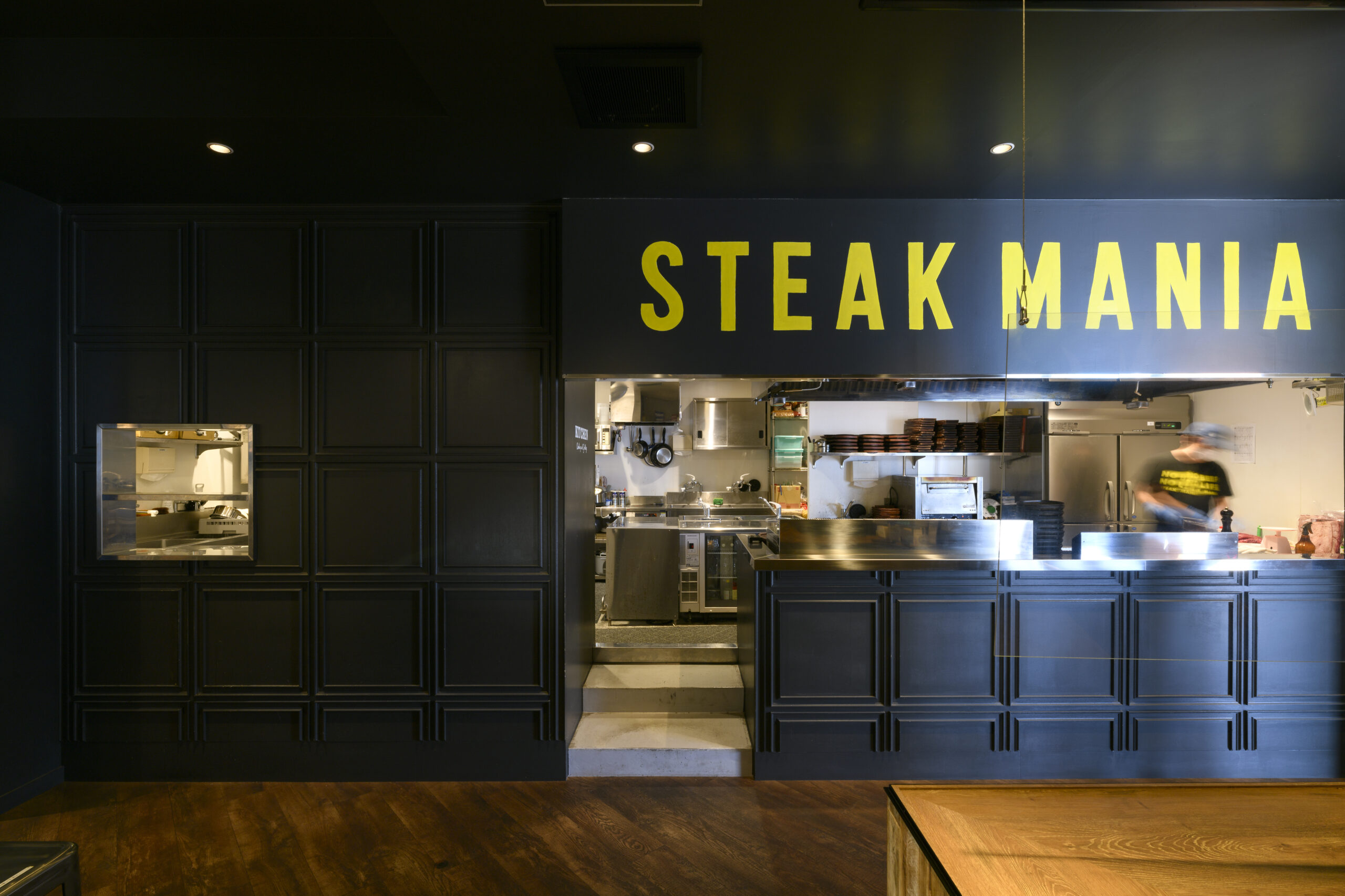 ジューシーなお肉の香り広がるステーキマニア