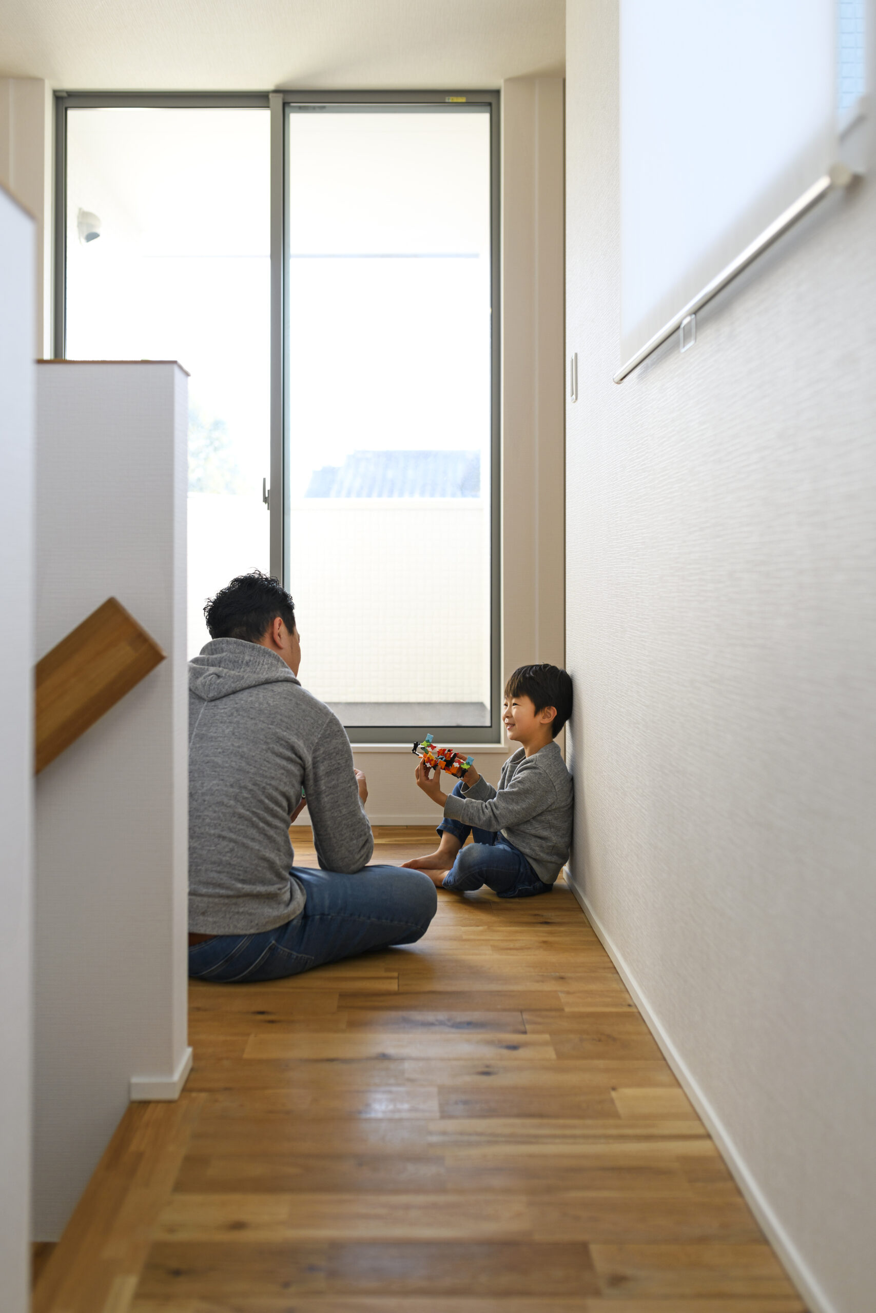 洗練された都会的な空間の家