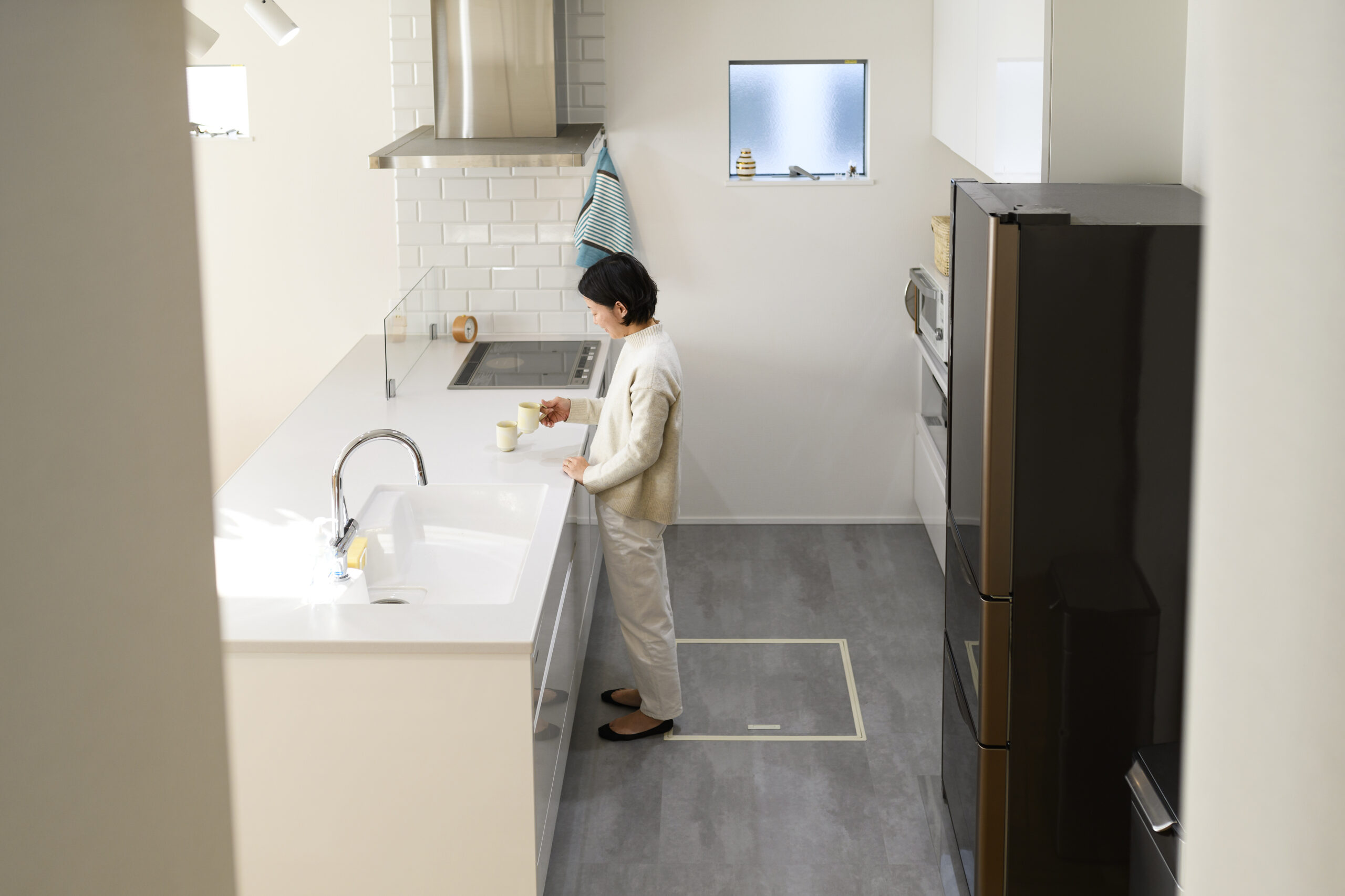 洗練された都会的な空間の家